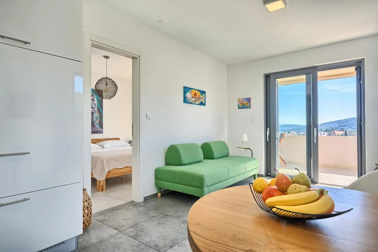 Apartament Villa Ming - Pool, Sea-View And Peace Slatine