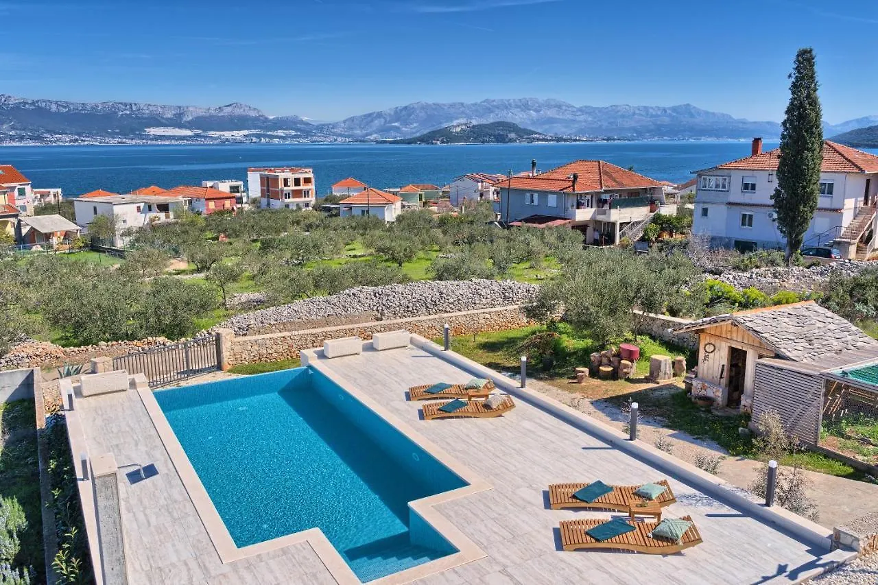 Villa Ming - Pool, Sea-View And Peace スラティネ アパート